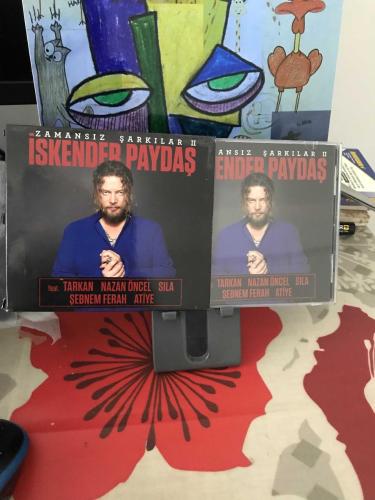 İSKENDER PAYDAŞ * ZAMANSIZ ŞARKILAR II * TARKAN * NAZAN ÖNCEL * ŞEBNEM FERAH VE DİĞER * CD (KUTULU)