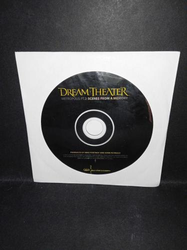 CD dream theater metropolis part 2 scenes from a memory . Orijinal. Kartoneti yok. Dinlemeyi etkilemeyen çizikler var. Sorunsuz çalışıyor.