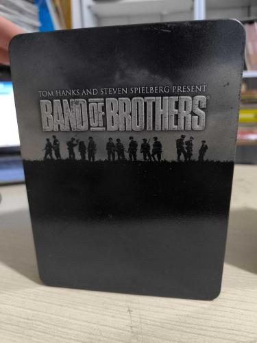 LOT.7 » Band of Brothers – Özel Koleksiyon Seti (Tom Hanks & Steven Spielberg Sunar)