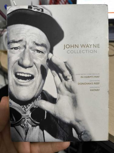 LOT.18 » John Wayne Collection – Özel 3’lü Film Arşiv Seti