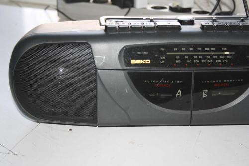 Beko-PR 3620 RADYO-KASET ÇALAR  VE AUX  SORUNSUZ SUPER ÜRÜNÜ (YENİ RAF