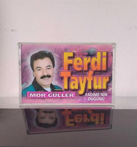 Ferdi Tayfur - Mor Güller / İçim Yanar