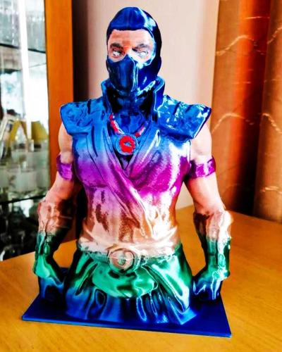 Mortal Kombat Büstü