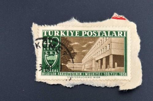 Türk Pulu - Turkish Stamp - Mektup Zarfından Kesilmiş / Postadan Geçmiş Pul Filateli - 1960 DAMGALI - SİYASAL BİLGİLER FAKÜLTESİNİN (MÜLKİYE) 100.YILI 1959 TEMALI PUL, 40 KURUŞ - Türkiye Cumhuriyeti - NOSTALJİK DOĞUM GÜNÜ HEDİYESİ