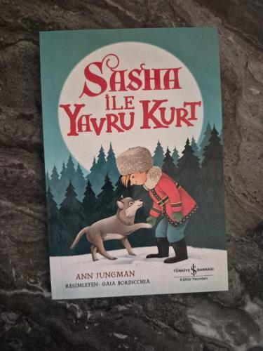 Sasha ile Yavru Kurt