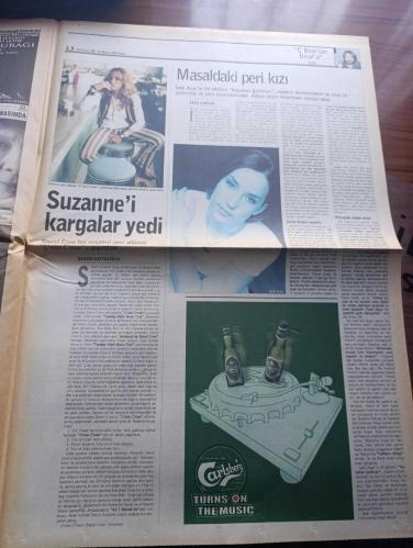 Radikal İki Gazetesi - Turkish Newspaper - 19 Mayıs 2002 - Sayı 293 - Yaşar Kemal dünyamızda su katılmamış benim İnce Memed'lerde mecbur diye söz ettiğim insanlar var fotoğraf - 19 Mayıs gösterileri - yürek hoplatan Sheryl Crow - Tanrı Bülent Ecevit'i korusun - Mozart günleri - Banu Haznedar'ın takı sergisi Bis heykel ve takı galerisinde - tiyatro yeni bir hayat için - güçlü devlet zayıf hükümet yazan Ahmet İnsel - Luna zeytinyağı - solda cürmü kadar yer yakacakıp kıpraşmalar yazan Ahmet Çakmak - ev kadını ya da hiçbir şey olmak yazan Gönül Kıvılcım - Yedi milyarda 11 kişi yazan Lale Müldür - soylu insanlar mecbur insanlar yazan Özdemir İnce - Bir adet 19 Mayıs yazı gösterisi yazan Cihan Demirci - Kör Talih'in henüz legal albümü yok- Gün Zileli'nin havariler kitabı yazan Sezai Sarıoğlu - Zeki Demirkubuz C Blok'tan itirafa Yazan S. Ruken Öztürk - Aslan asker Şvayk'ın fars hali yazan Sevda Şener - yumuşak g sizin olsun yazan Can Gürzap - Evren biter Yıldız savaşları bitmez