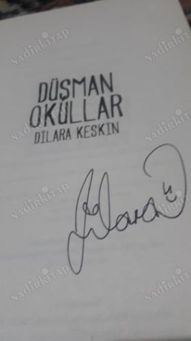 DÜŞMAN OKULLAR (İMZALI)