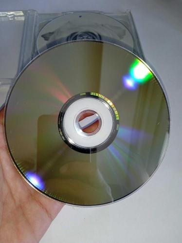 Cd + Dvd the best of depeche mode vol 1. Orijinal. Avrupa baskı. 2 Disk. Diskler 10 üzerinden 9 ve 9.9 sorunsuz çalışıyor. koleksiyonluk