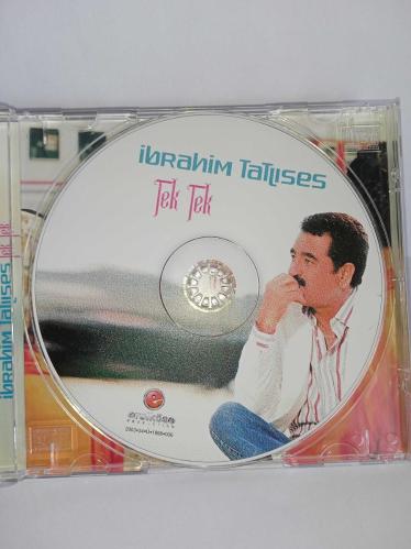 CD İbrahim Tatlıses tek tek albümü. Orijinal. Dinlemeyi etkilemeyen çizikler var sorunsuz çalışıyor. Kartoneti tertemiz Koleksiyonluk