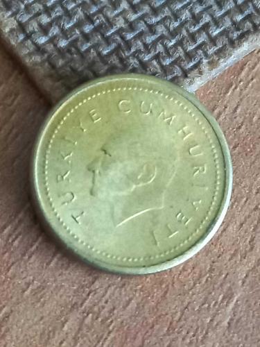 1995  YILI   5000  TL  ÇİL  KONDİSYONDA
