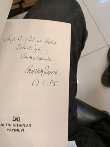 PARADOKS KUSUR KUSURSUZLUKTA ( İMZALI İTHAFLI )