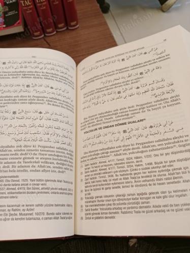 Tac Tercemesi Ve Şerhi 5 Cilt Takım (Konularına Göre Buhari, Müslim, Ebu Davud, Tirmizi, Nesai Hadisleri ) Tac Tercümesi
