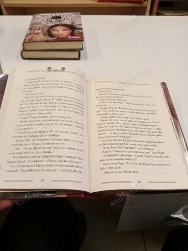 Unutulmuş Eski Haritalar Dükkânı (İkinci Defter) -Ciltli- Şömizli