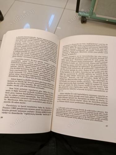 DOĞU VE BATI ARASINDA İSLAM