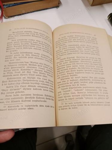 EVLİYA ÇELEBİ SEYAHATNAMESİ'NDEN SEÇMELER 1000 temel eser / 1.Cilt