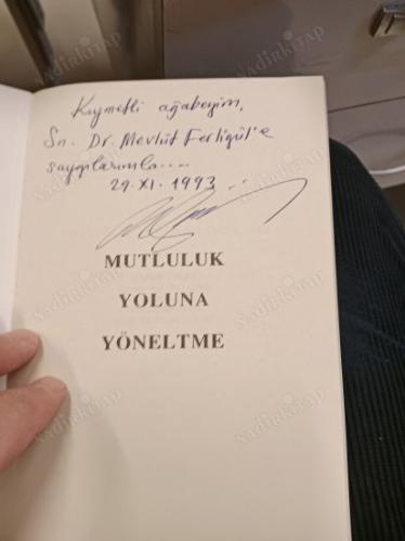 Farabi Mutluluk Yoluna Yöneltme ( Tenbih Ala Sebili's-Sa'ade ) ( 1. Baskı ) ( İmzalı İthaflı )