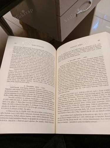 DEVLETLER VE HANEDANLAR [ DÖRT CİLT ] 1 , 2 , 3 , 4