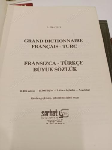 Fransızca-Türkçe Büyük Sözlük = Grand Dictionnaire Français-Turc