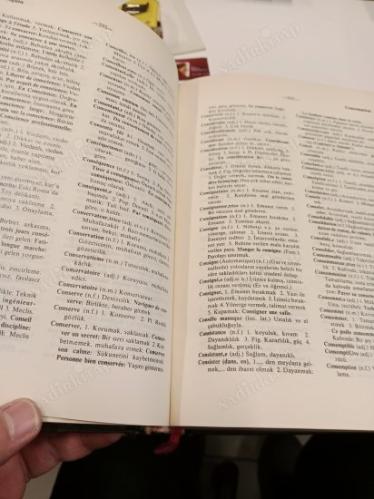 Fransızca-Türkçe Büyük Sözlük = Grand Dictionnaire Français-Turc