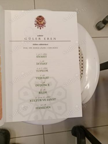 Osmanlı - 12 Cilt Tam Takım [ Siyaset, İktisat, Toplum, Teşkilat, Düşünce, Bilim, Kültür ve Sanat, Hanedan ]