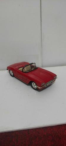 1960 Chevrolet corvette 1/32  koleksiyonluk