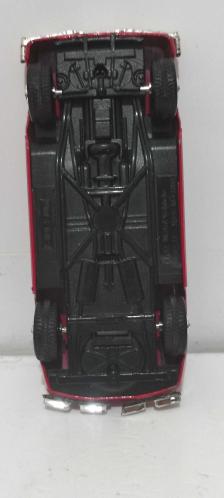 1960 Chevrolet corvette 1/32  koleksiyonluk