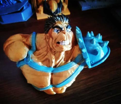 Planet Hulk Büstü