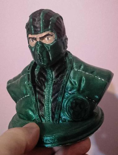 Mortal Kombat Büstü