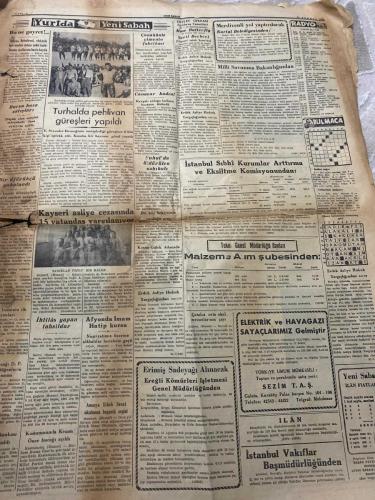 YENİ SABAH GAZETESİ - DOĞUM GÜNÜ HEDİYESİ (TURKISH NEWSPAPPER) - 24 TEMMUZ 1949 - SADECE DÖRT SAYFADIR -Nihat Erim-Banguoğlu-Esat Mahmut Karakurt-Nihat Özgür-Ingrid Bergman-Rossellini-Valentino-Corinne Calvet-Rita Hayworth-Başbakan dün İstanbula geldi-Amerikaya karşı yeni Rus sulh taarruzu-Hürriyeti Ebediyetepeşinde dün yapılan merasim-Hatayın kurtuluşu heyecanla kutlandı-Nihat Erimle Banguoğlunun son propaganda seyahati-Mübarek Kadir gecesi-Muallimler Birliği Terbiye Kongresi dün kapadı-Yeni Sabahın dünya turu-Esat Mahmut Karakurtla mülâkat yapan İspanyol gazetesi neler yazıyor-İngiltere doğuya mı yanaşıyor-İki kız kardeş bir erkeği bıçakla öldürdüler-SİNEMA-Bergman Rossellini hâdisesi-Ingrid Bergman, sonbir iki ay içinde hayatının en heyecanlı günlerini yaşadı-Holivutta eğlence âlemi-Sarışın yıldız masanın üstüne çıkarak müzayede ile soyunmağa başladı-Şundan Bundan-Valentino, tam evleneceği gün, esrarengiz bir surette ölmüştü-Corinne Calvete, daha şimdiden Rita Hayworthun halefi olar