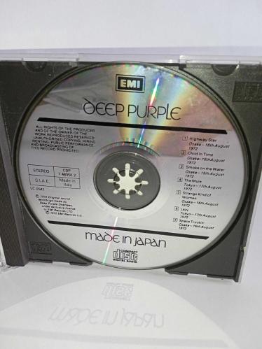 CD Deep Purple Made in Japan albümü. Orijinal İtalya baskı sarı bandrollü dönem albüm. Dinlemeyi etkilemeyen çizikler var, sorunsuz çalışıyor