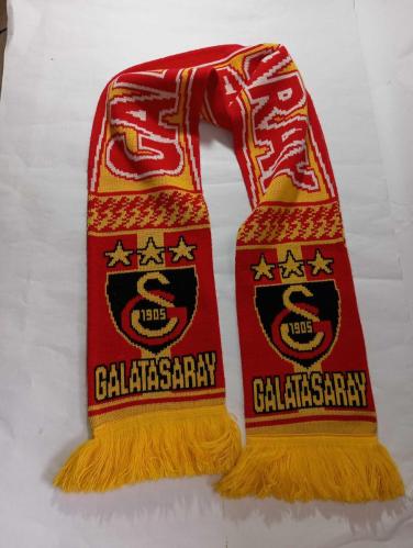 Galatasaray GS atkı. Resimlerdeki haliyle koleksiyon dekorluk kullanimlik