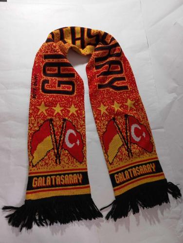Galatasaray GS atkı. Resimlerdeki haliyle koleksiyon dekorluk kullanimlik