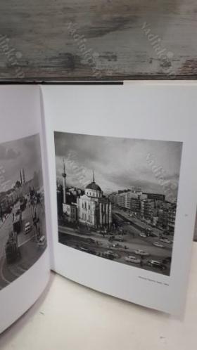 Ara Güler's Istanbul - Foreword by Orhan Pamuk