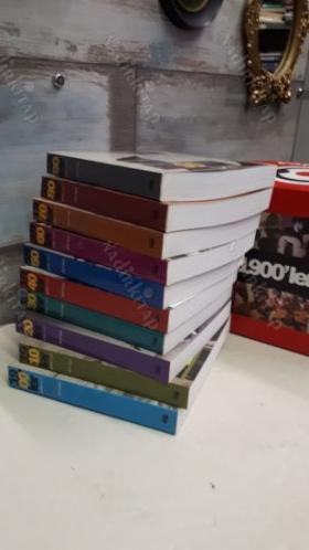 Fotoğraflarla 20.Yüzyılın Sosyal Tarihi - 10 kitap SET (1900'ler,10'lar, 20'ler. 30'lar, 40'lar, 50'ler, 60'lar, 70'ler, 80'ler, 90'lar)-Getty İmages