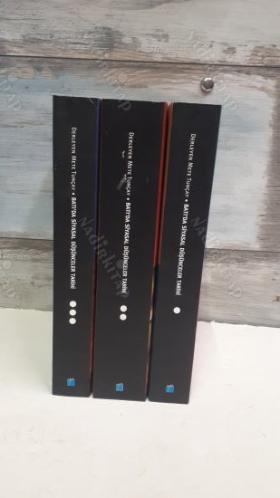 Batı'da Siyasal Düşünceler Tarihi - 3 Cilt TAKIM - Eski ve Orta Çağlar - Yeni Çağ - Yakın Çağ