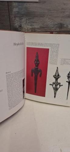 HİTİT SANATI İTHAFLI İMZALI ( RESSAM KAİNAT BARKAN PAJONK'A İTHAFLI İMZALIDIR)