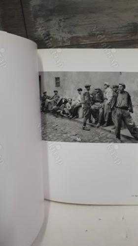 Tribute to Ara Güler = Ara Güler'e saygı = Hommage an Ara Güler.
