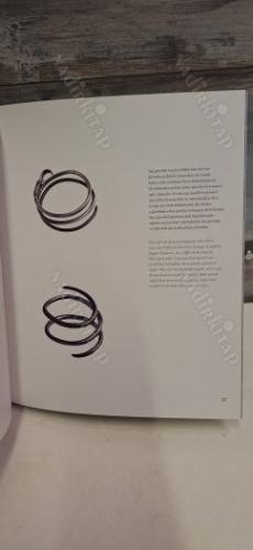 Rezan Has Müzesi Urartu takıları restorasyon ve konservasyon projesi = Restoration & conservation project of the Urartian jewellery collection of Reza