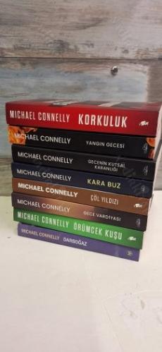 Michael Connelly 8 Kitap Takım (KORKULUK-YANGIN GECESİ-GECENİN KUTSAL KARANLIĞI-KARA BUZ-ÇÖL YILDIZI-GECE VARDİYASI-ÖRÜMCEK KUŞU-DARBOĞAZ)