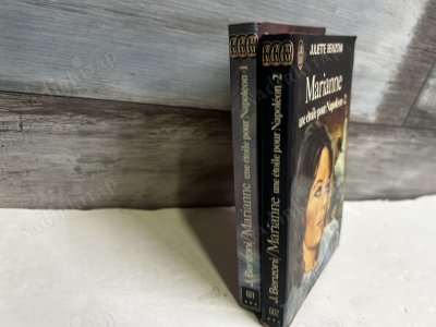 Marianne, une etoile pour Napoleon 2 CİLT TAKIM