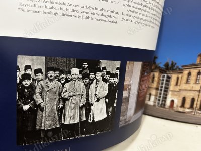 Yüz Yıl Önce Yüz Yıl Sonra Fotoğraflarla Mustafa Kemal Paşa'nın Cumhuriyet yolu