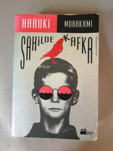 SAHİLDE KAFKA