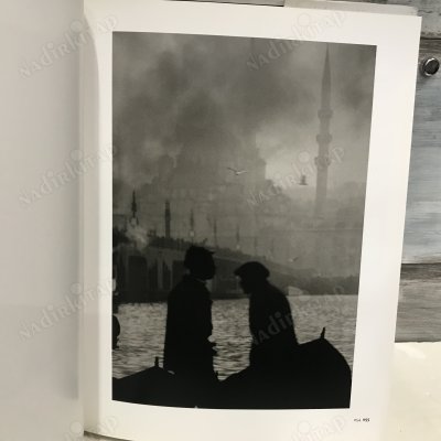 Tribute to Ara Güler = Ara Güler'e saygı = Hommage an Ara Güler.