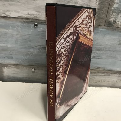 OR-AHAYİM HASTANESİ - SEVGİ VE ŞEFKATİN 100 YILI kutulu