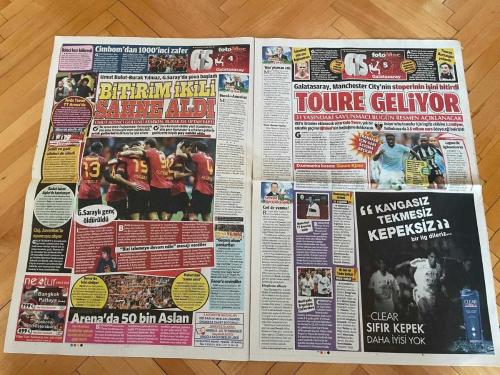 FOTOMAÇ GAZETESİ - 3 EYLÜL 2012 - AH ULAN RIZA - BİNBAŞI - HÜSRAN - RIZA ÇALIMBAY - SELÇUK İNAN - UMUT BULUT - MUSA ÇAĞIRAN - BURAK YILMAZ - ÖMER ŞİŞMANOĞLU - MEHMET TOPAL - MERT GÜNOK - İBRİCİC - MARC JANKO - BAŞIMIZA İŞ AÇAR - KİLİDİ AMRABAT AÇTI - ÇOK YAZIK - FATİH TERİM - LEVENT TÜZEMEN - ZEKİ UZUNDURUKAN - DANY - AMRABAT - HAMİT ALTINTOP - EMRE ÇOLAK - MILAN BAROS - ALBERT RIERA - UJFALUSI - SERDAR KURTULUŞ - BİTİRİM İKİLİ SAHNE ALDI - TOURE GELİYOR - ARENA'DA 50 BİN ASLAN - ARDA TURAN - ABDURRAHİM ALBAYRAK - MERT AYDIN - SAVAŞ ÇORLU - KOLO TOURE - SİMON KJAER - SERKAN YETİŞMİŞOĞLU - METİN KURT - FIRTINA ANTEP'TE ÇAKILDI - SERDAR İMZALIYOR - SÜLEYMAN ABAY - ONUR KIVRAK - SOL BAMBA - CEK - COLMAN - VİTTEK - MEHMET SEDEF - ERKAN ZENGİN - KAMARA - HECTOR CUPER - SERTAN VARDAR - NECMİ PEREKLİ - OLCAY ÇAKIR - SADRİ ŞENER - YUSUF REHA ALP - CENGİZ TOKGÖZ - HİKMET KARAMAN - ÖZÜNE DÖNDÜ KANATLANDI - YANIT BEKLİYOR - KAF-KAF TEK ATTI - 1461 ZİRVEDE - BATUHAN KARADENİZ - UĞUR MELEKE - ALAIX