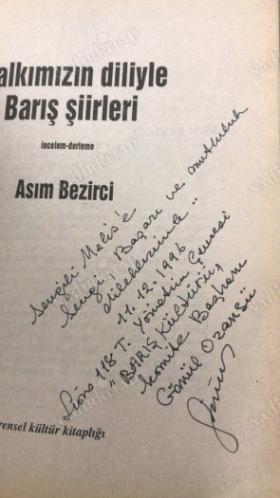 Halkımızın Diliyle Barış Şiirleri (Refika Bezirci'den İmzalı ve İthaflı)