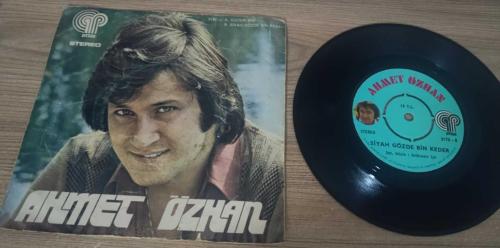 AHMET ÖZHAN-SİZDEN BİRİ