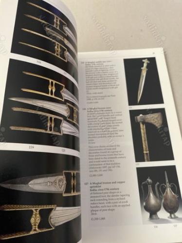 Arts of the Islamic world. London 22 April 1999. Sale . [Müzayede kataloğu]