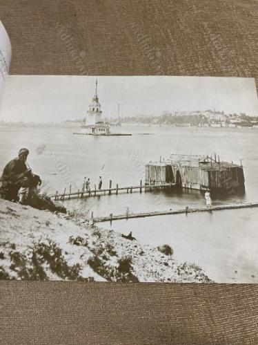 İstanbul: Geçmişe Bir Bakış = A Glimpse into the Past