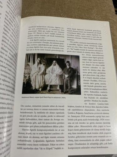Hanedandan Bir Ressam  Abdülmecid Efendi [ CİLTLİ ŞÖMİZLİ ] 60. yıl kutusunda cd ler ve dia larla